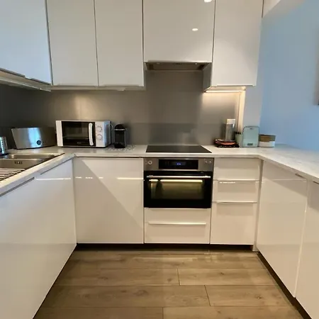 アパート 6de Hemel - 6eme Ciel - 6th Heaven