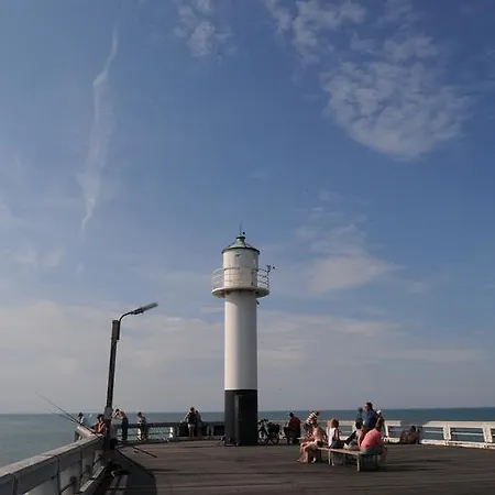 6de Hemel - 6eme Ciel - 6th Heaven Lejlighed